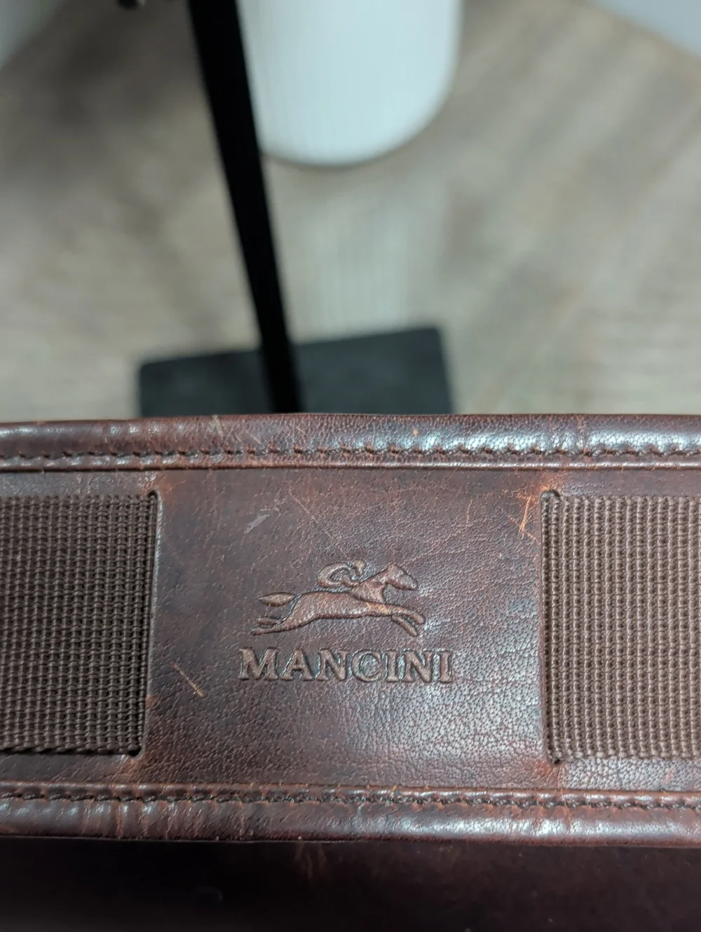 Mancini Buffalo Collection Crossover Tablet Bag (Model 99-5463)